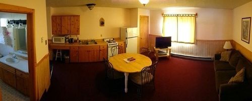 Alpine Motel Of Cooke City Zewnętrze zdjęcie
